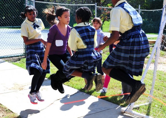 La Escuela Internacional de Maryland, abrió sus puertas a La Colmenita para compartir un día lleno de actividades. Foto: Bill Hackwell