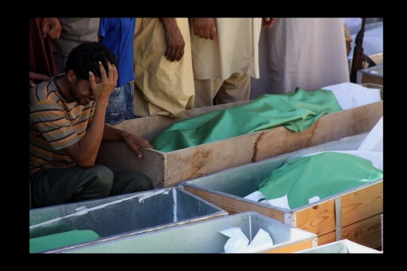 Masacre de Majer. Seis misiles, en plena noche, masacran 20 familias en zona agrícola. 85 civiles muertos. (Majer, agosto 2011)