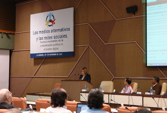 Ana Teresita González, vicecanciller cubana, inaugura el Taller. Foto: Cubadebate