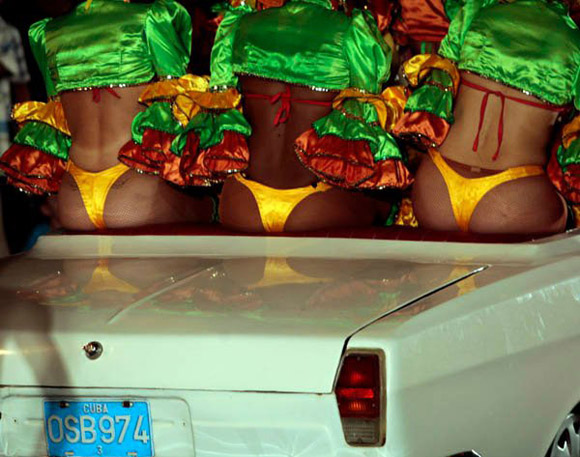 Acuarelas de Holguin en carnaval. Foto: Ismael Francisco