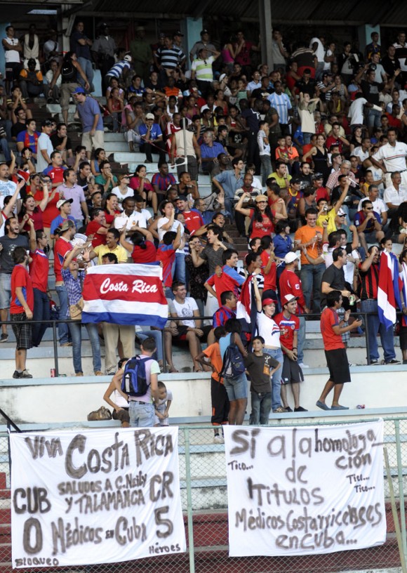 Fútbol: Cuba y Costa Rica. Foto: Kaloian