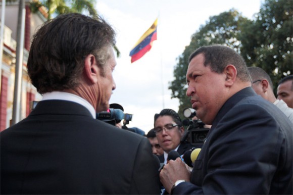 Hugo Chávez y Sean Penn en Miraflores.