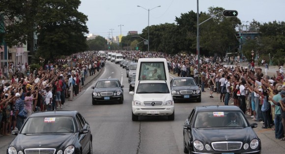 La Habana despide a Benedicto XVI. Foto: Ismael Francisco/ Cubadebate