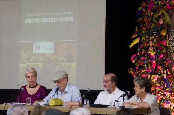 Presentación del libro "Nuestro deber es luchar". Foto: Abel Carmenate/ Casa de las Américas