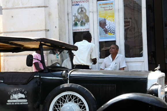 Santiago de Cuba espera al Papa Benedicto XVI. Foto: Ismael Francisco
