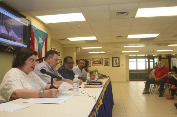 Presentación del libro "Nuestro deber es luchar" en San Juan, Puerto Rico.