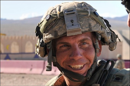 El sargento Robert Bales, ya ha sido sacado de Afganistán y se encuentra en custodia de los EE.UU. La posibilidad de que se lleve a cabo un juicio justo ahora no es más que un sueño