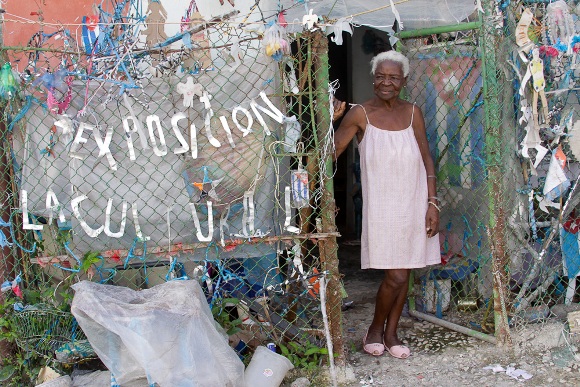 Liberada a la entrada de su casa Foto: Alejandro Ramírez/Cubadebate