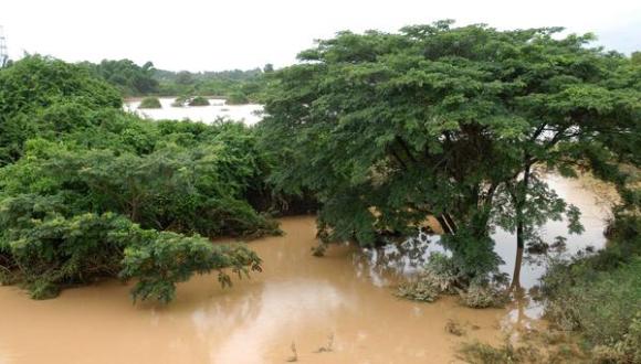 Las precipitaciones de las últimas horas en Pinar del Río, provocaron numerosas inundaciones, en el municipio de Consolación del Sur. Foto: Abel Padrón Padilla/AIN