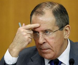 Lavrov acusa a Washington de suministrar armas a la oposición siria