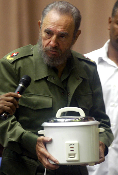 Fidel en el Palacio de Convenciones, en la implementacipon de los programas energeticos. Foto: Ismael Francisco/Cubadebate.
