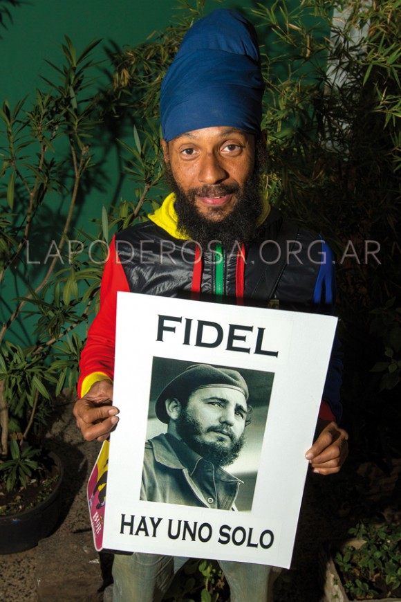 Fidel Nadal, importante músico argentino,  de raíces africanas, que integró la reconocida banda Todos Tus Muertos, creada en la década del 80, y la banda Lumumba, siendo parte en la actualidad de un proyecto como solista con Banda Ambesa.