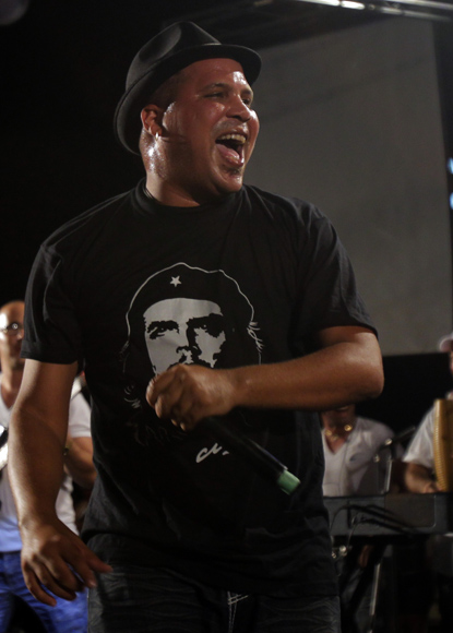 Arnaldo y su Talismán durante el concierto por los Cinco. Foto: Ismael Francisco/Cubadebate.