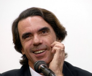 Riña entre socios: Aznar demandará a El País