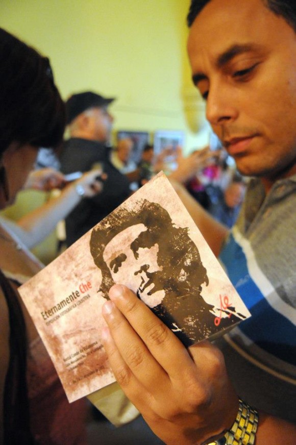 Exposición Eternamente Che. Foto: Juvenal Balán