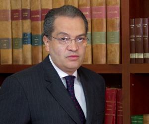 Ministro colombiano del Interior, Fernando Carrillo.