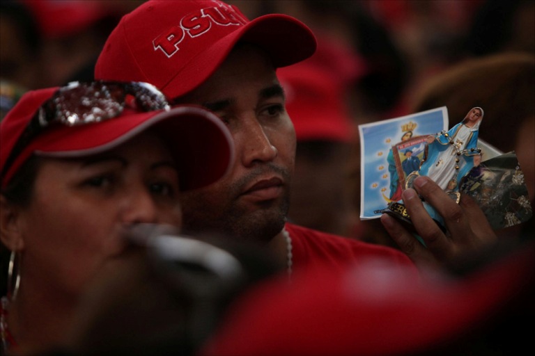 Venezolanos muestran su apoyo a Chávez. FOTO: Emilio Guzmán/AVN