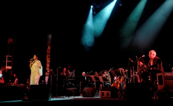 Ivette Cepeda en el concierto de fin de año en el Teatro Mella. Foto Daylén Vega/Cubadebate