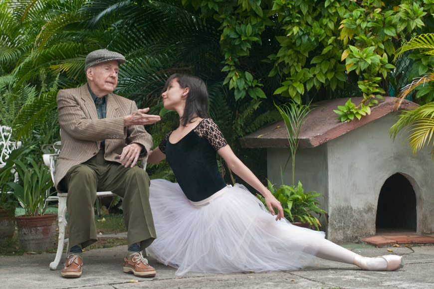 El maestro Fernando Alonso y Grettel Morejón, primera solista del Ballet Nacional de Cuba. FOTO: Gabriel Dávalos
