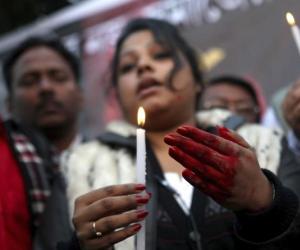Manifestantes protestan en Calcuta. Foto: EFE.