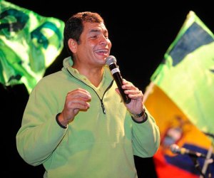 Correa llama a construir el nuevo Ecuador