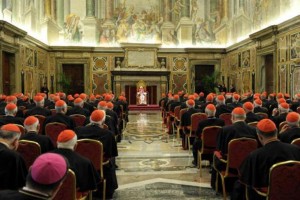 Se reúnen cardenales por tercera vez para elegir al nuevo Papa