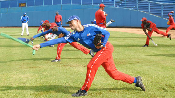 Equipo cubano durante un entrenamiento
