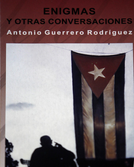Presentación del libro "Enigmas y otras conversaciones" de Antonio Guerrero. Foto: Ladyrene Pérez/Cubadebate.