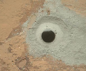 Agujero abierto por el Curiosity. Foto: NASA. 