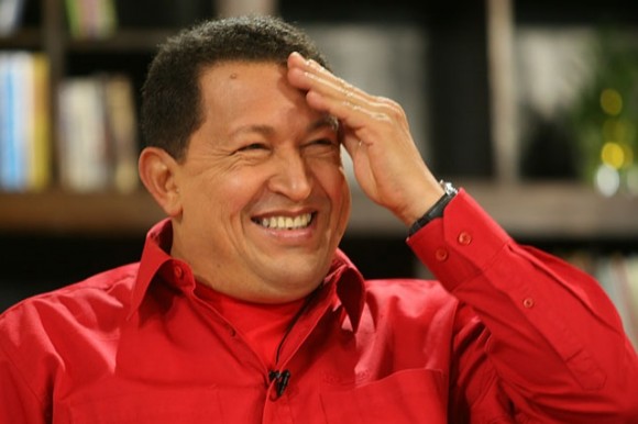 Hugo-Chávez-sonrie