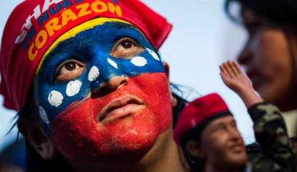Un-grupo-de-seguidores-del-presidente-de-Venezuela-Hugo-Chavez_fotogaleria_full