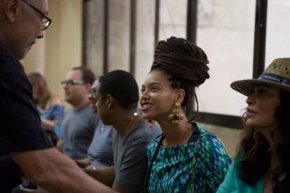 Beyoncé y Jay-Z  junto a Danza Contemporánea de Cuba 
