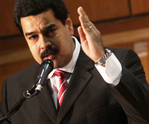 Maduro descarta privatización de PDVSA