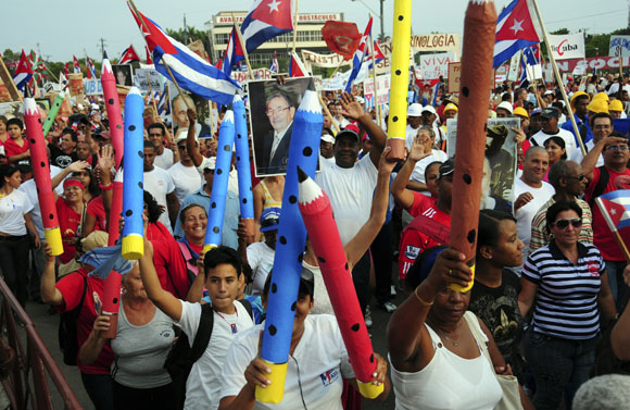 Desfile por el 1ro de Mayo en La Habana. Foto: Ladyrene Pérez/Cubadebate.