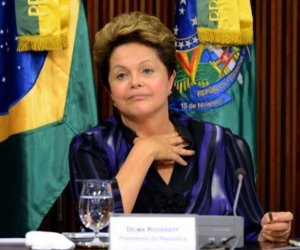 Presidenta Rousseff presenta programa para mejorar la salud pública 