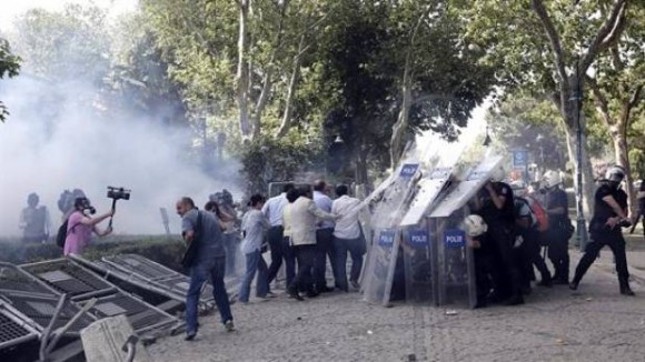 protestas-en-turquia-619x348