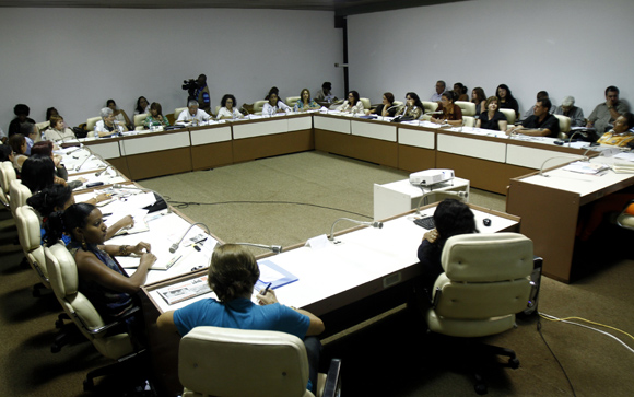 Se reúnen comisiones permanentes de trabajo de la Asamblea Nacional del Poder Popular. Foto: Ladyrene Pérez/Cubadebate.
