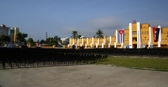 En el Cuartel Moncada, Santiago de Cuba, ultiman detalles para el acto por el 26 de julio. Foto: Daylén Vega/Cubadebate.