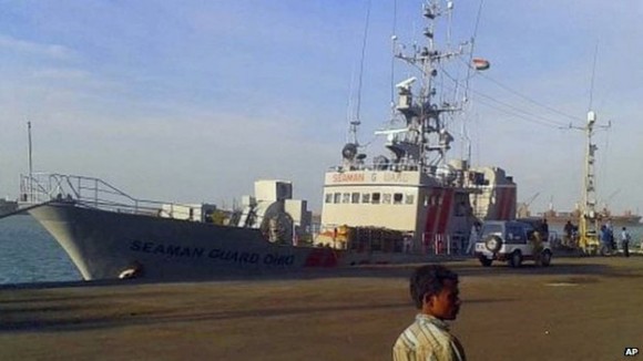 El buque MV Seaman Guard, propiedad de la empresa de seguridad marítima AdvanFort, fue interceptado por la Guardia Costera al este de Tuticorin el sábado pasado. Foto: BBC.