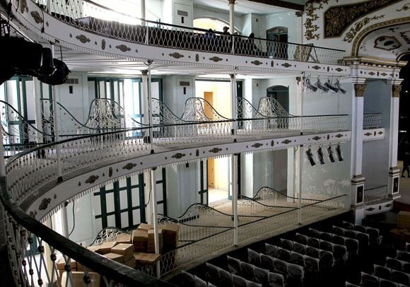 Interior del Teatro Martí. Foto: Ladyrene Pérez/Cubadebate.