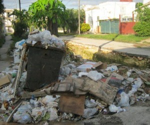 Imagen tomada en la esquina de 33 y 52, Municipio Playa Foto:OMAIDA RODRIGUEZ, Vecina de 33 No. 5202 e / 52 y 54. Municipio Playa/ Lectora de Cubadebate 