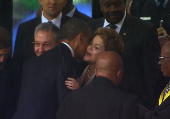 Dilma, Obama y Raúl. Foto: AP