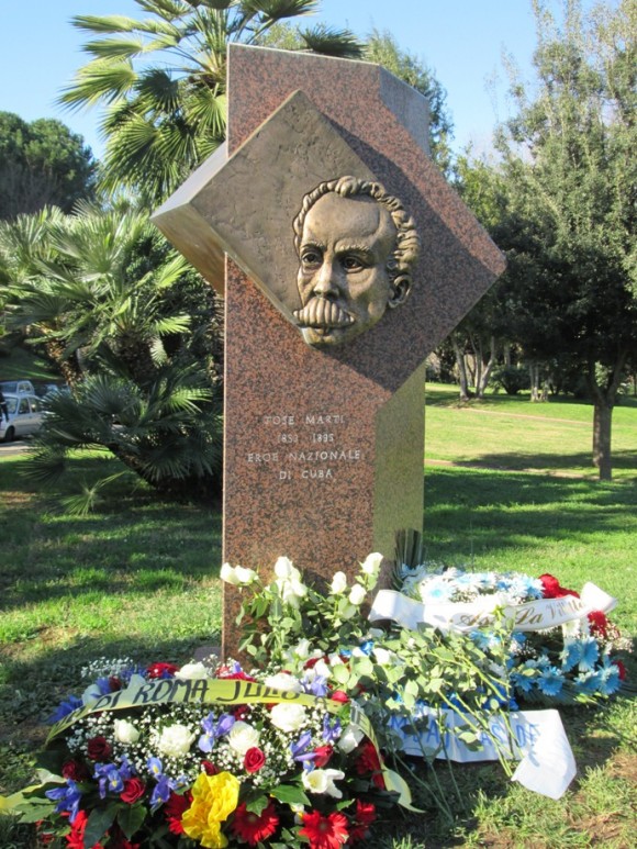 Homenaje a Martí en el Lago del EUR, Roma, 25 de enero de 2014. Foto: Raúl