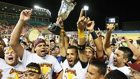 Los Indios de Mayagüez celebran su victoria. Foto: ESPN Deportes