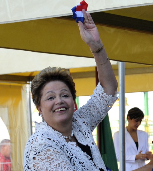 El saludo de Dilma. Foto: Ladyerene Pérez/ Cubadebate