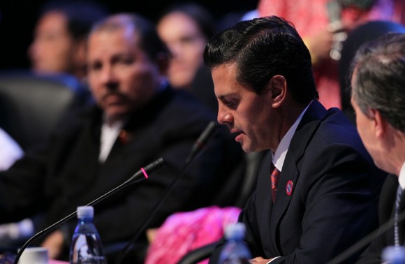 Enrique Peña Nieto en la Cumbre. Foto: Ismael Francisco/ Cubadebate