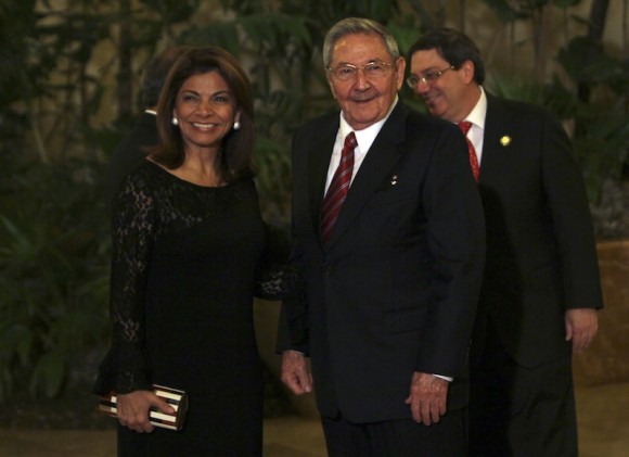 Raúl Castro y Laura Chinchilla, Presidenta de Costa Rica. Foto: Ismael Francisco/ Cubadebate