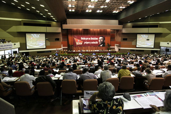 Sesión Plenaria Congreso de la CTC. Foto: Ismael Francisco / Cubadebate.