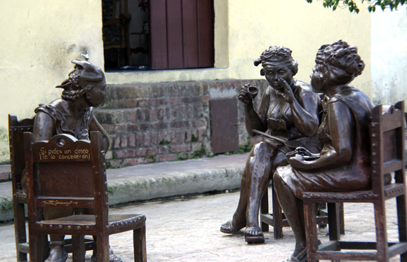 Camagüey, 500 años de Historia. Las Chismosas, Plaza de El Carmen. Foto:Daylén Vega/Cubadebate
