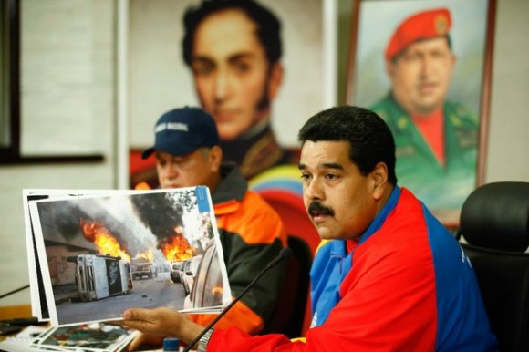 Maduro y su pesado jab de izquierda
